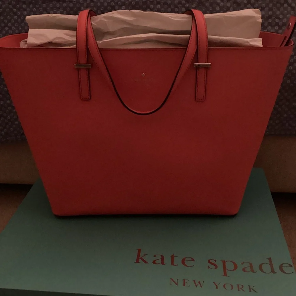 Kate Spade♠️ Cedar Street Medium Harmony - Picture 16 of 16